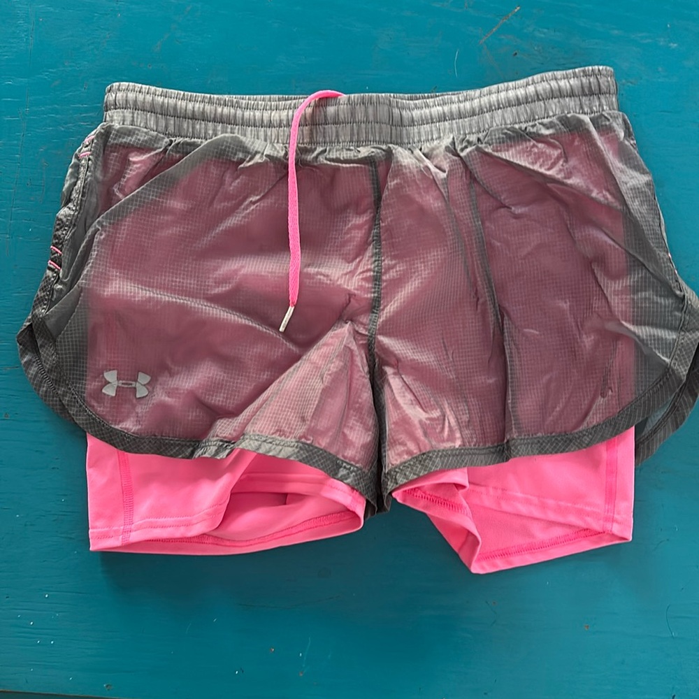 UNDER ARMOUR running shorts